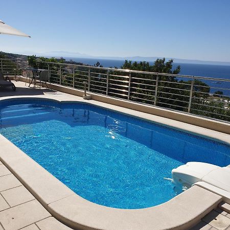 Apartments Karlo Baška Voda Екстериор снимка