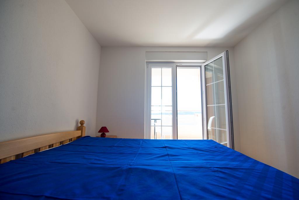Apartments Karlo Baška Voda Екстериор снимка