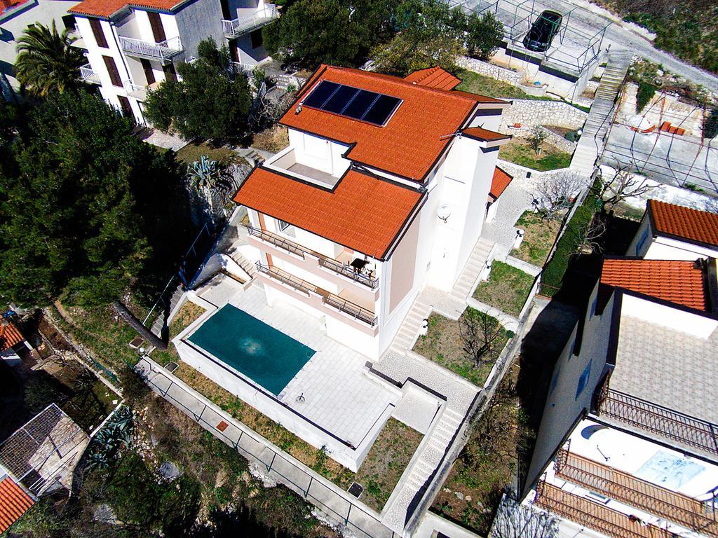 Apartments Karlo Baška Voda Екстериор снимка