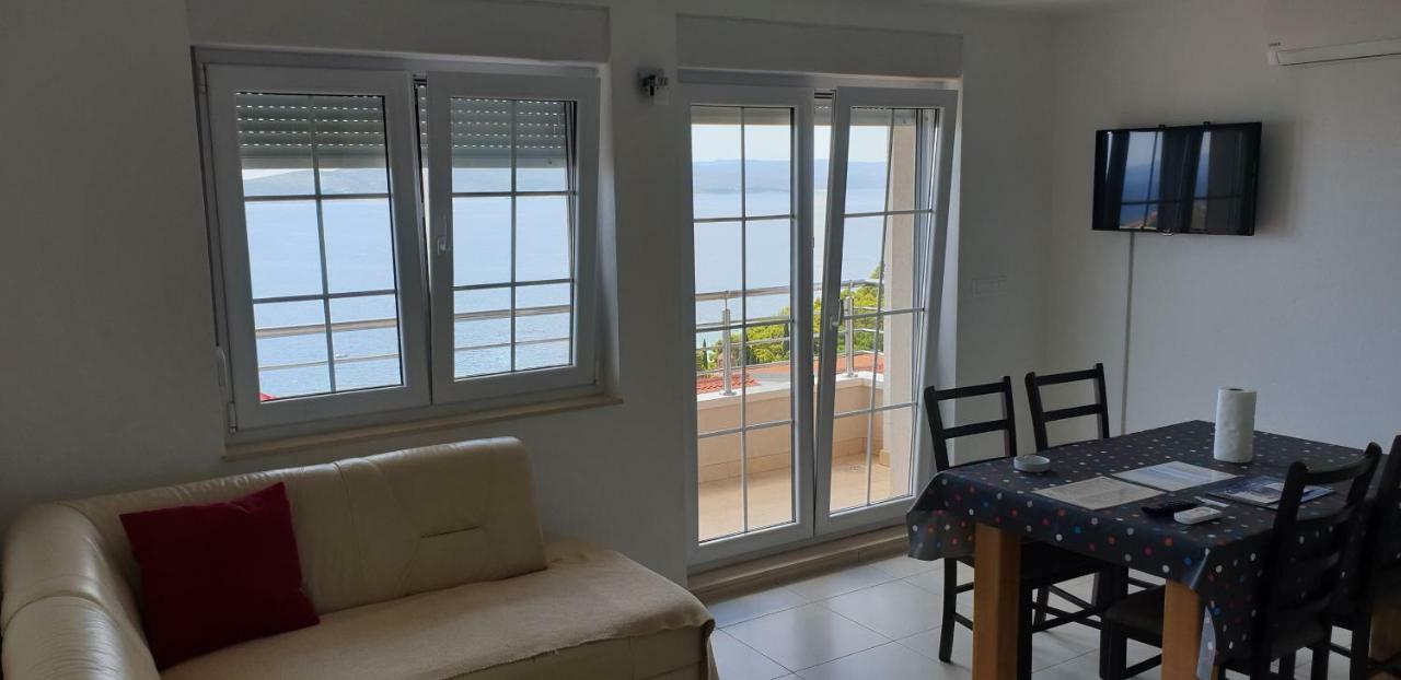 Apartments Karlo Baška Voda Екстериор снимка