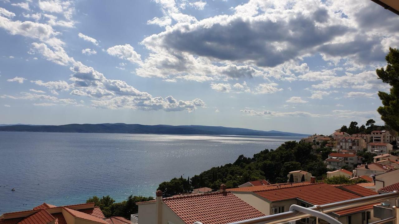 Apartments Karlo Baška Voda Екстериор снимка
